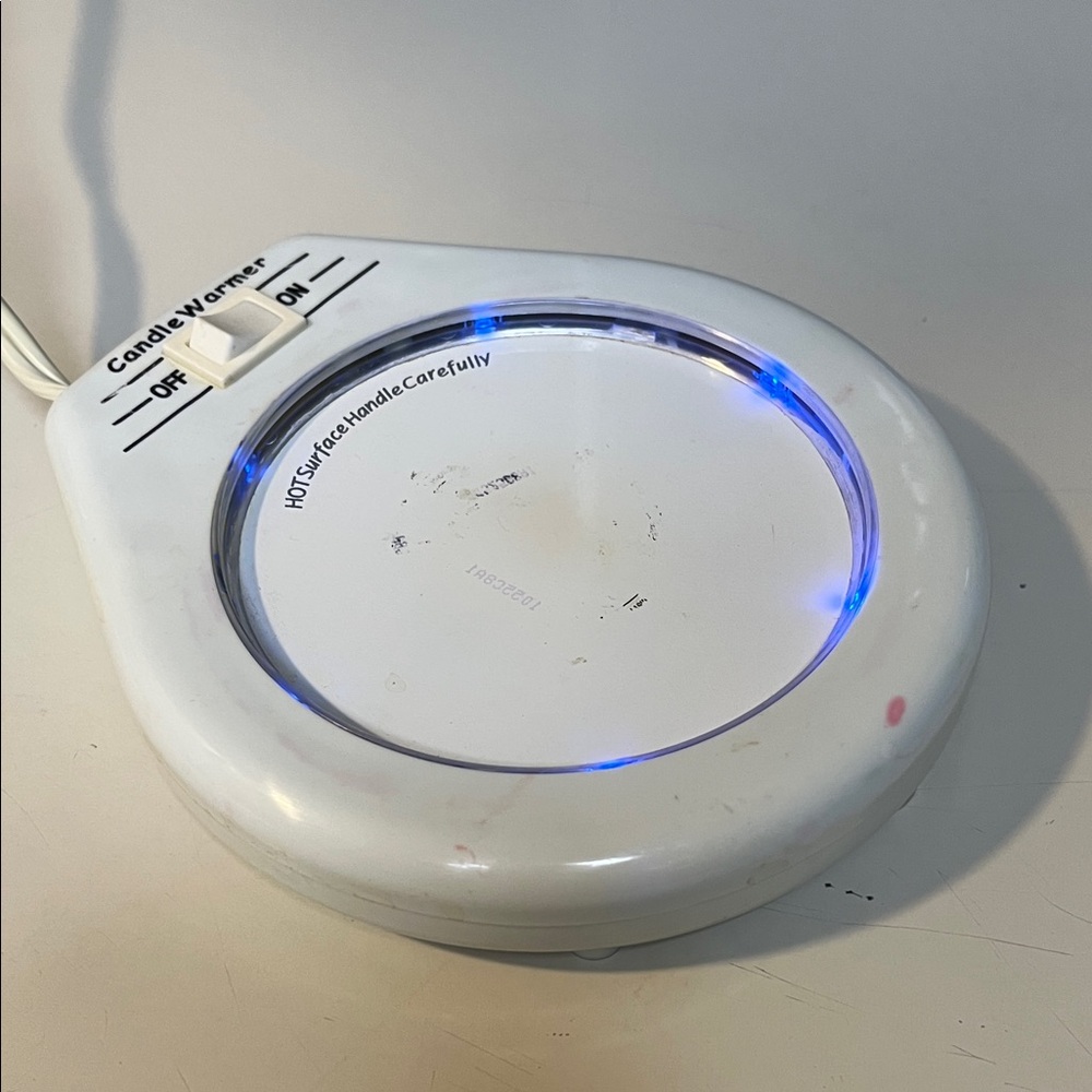 White Electric Candle Warmer with Blue Light